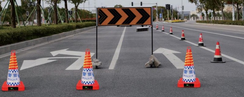 充电式led路锥价格