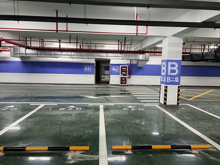 南京道路划线电话：18951744567 (28)