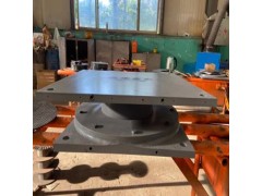 球型钢支座应用于桁架连廊屋顶等建筑图2