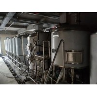 小型啤酒设备多少钱500升啤酒设备 酿啤酒机器